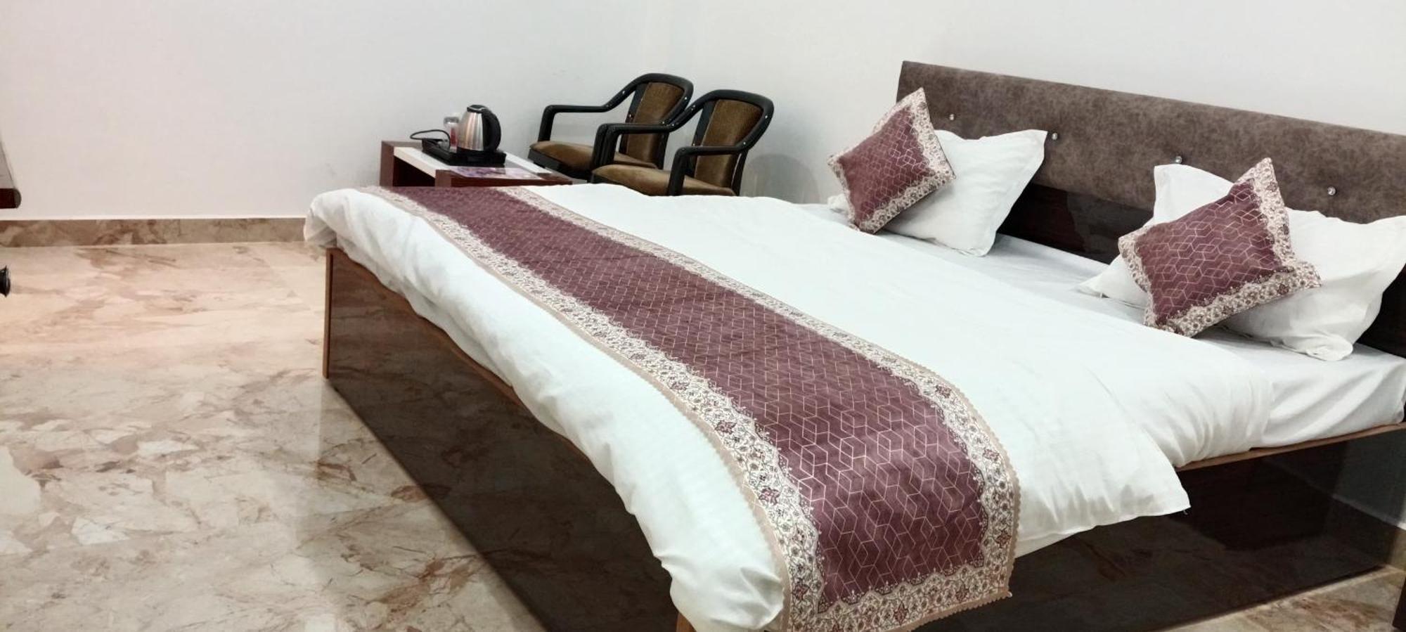 Ravindra Geeta Inn Ayodhya 외부 사진
